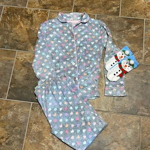 NWOT Kids pajamas size medium (10-12).